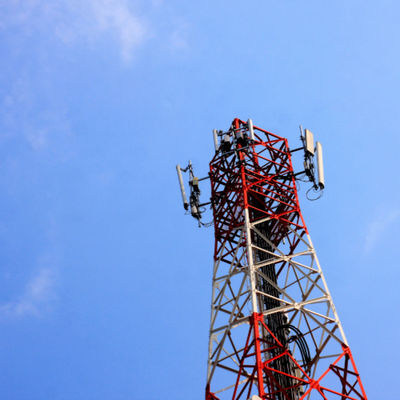 মোবাইল ওয়াইফাই নেটওয়ার্ক 4G 5G জিএসএম রেডিও সিগন্যাল 4 লেগ এঙ্গেল স্টিল টেলিকম টাওয়ার টেলিকম