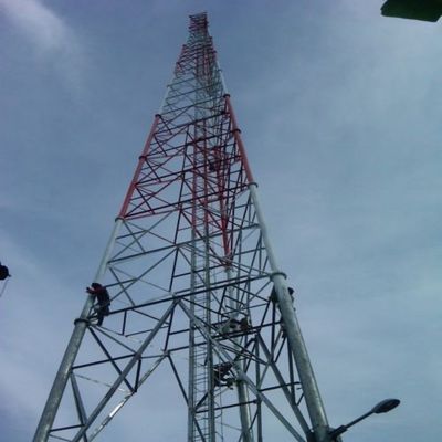 10 - 60M গ্যালভানাইজড টিউবুলার স্টিল টাওয়ার ওয়াইফাই সিগন্যাল বিটিএস টেলিভিশন 3 লেগড টিউবুলার স্টিল টাওয়ার