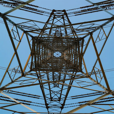 20 30 40M 4 পা কৌণিক ইস্পাত গ্রিজ টেকসই 5 জি ওয়াইফাই সেল সিগন্যাল বুস্টার টেলিযোগাযোগ টাওয়ার