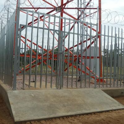 স্টিল টাওয়ার 4 লেগড অ্যাঙ্গুলার স্টিল টাওয়ার টেলিকমের জন্য ডিজাইন করা হয়েছে যা শক্তিশালী নির্মাণ এবং আন্তর্জাতিক ডিজাইন কোডগুলির সাথে সম্মতি রয়েছে