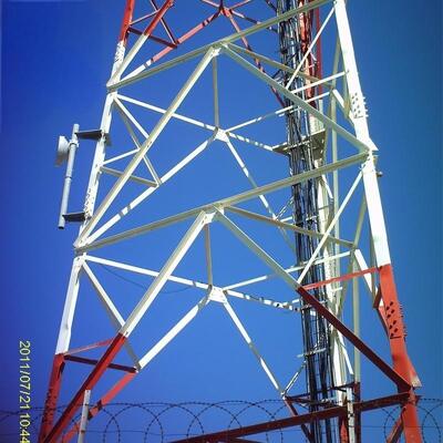 3 পায়ের অ্যাঙ্গুলার স্টিল টাওয়ার, ত্রিভুজাকার ওয়্যারলেস কমিউনিকেশন টাওয়ার, যার মধ্যে ASTM A36 সিরিজ সহ স্ট্রাকচারাল স্টিলের গ্রেড রয়েছে
