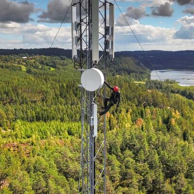 ANSI/TIA-222-G-H-F এবং স্ট্রাকচারাল পারফরম্যান্সের জন্য ইউরোপীয় EN স্ট্যান্ডার্ডগুলির সাথে নকশা সম্মতিতে গায়েড ওয়্যার টাওয়ার